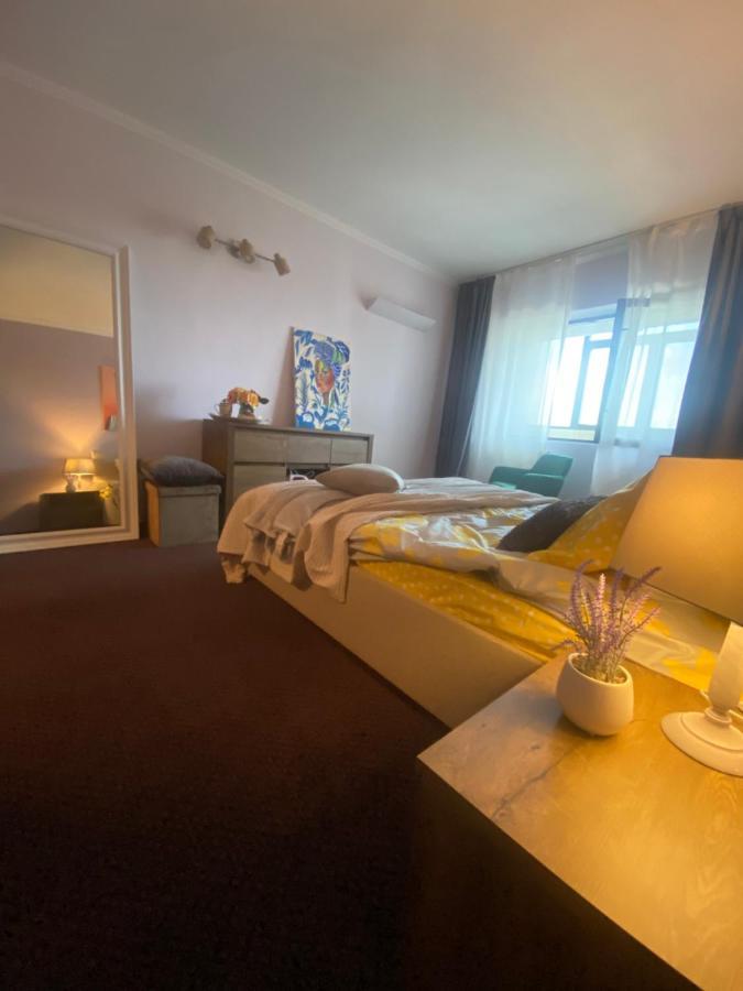 Victoriei Deluxe Suites ブカレスト エクステリア 写真