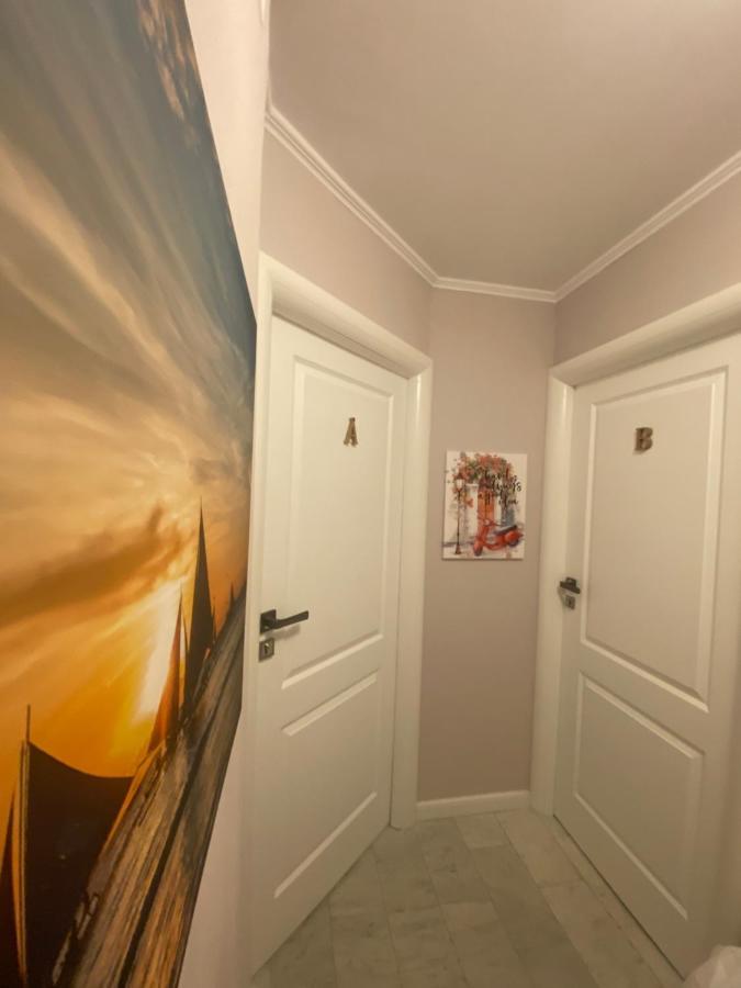 Victoriei Deluxe Suites ブカレスト エクステリア 写真