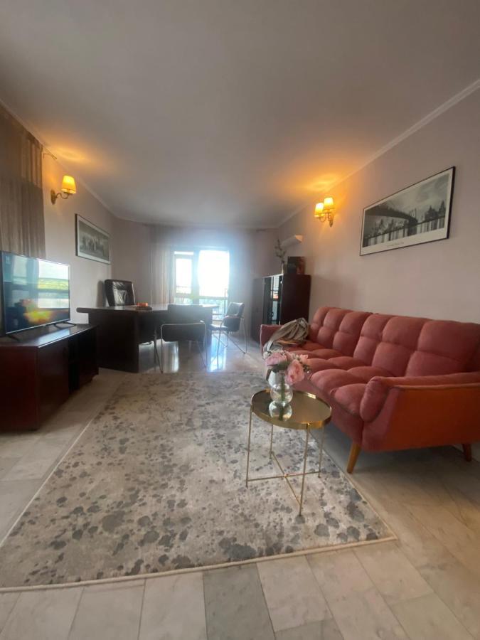 Victoriei Deluxe Suites ブカレスト エクステリア 写真