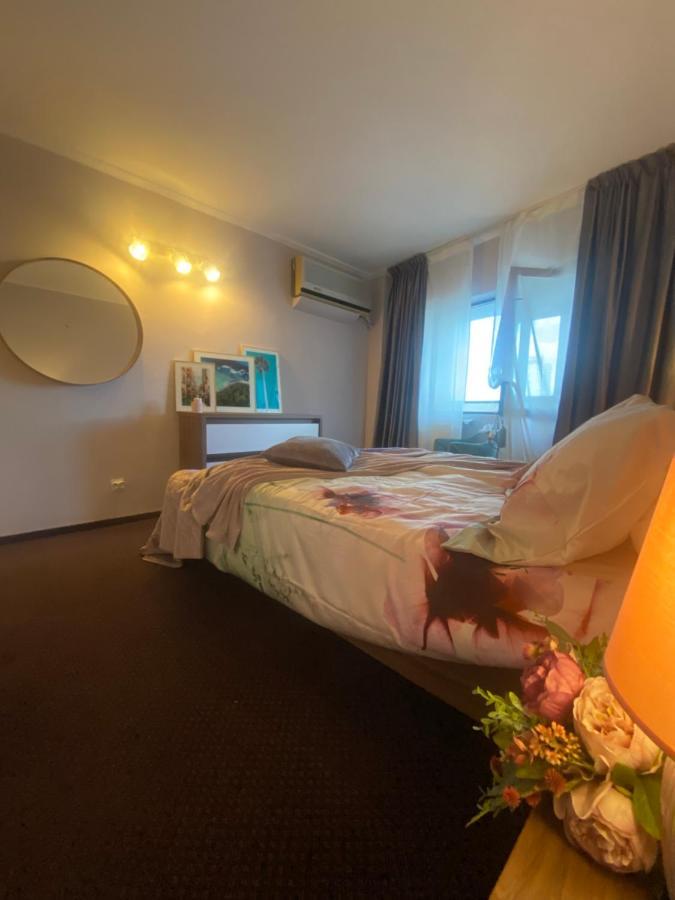 Victoriei Deluxe Suites ブカレスト エクステリア 写真